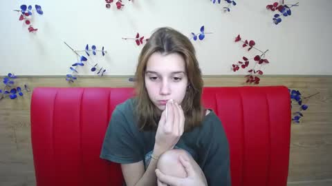 Snapshot of letty_curly chatting on 12/14/24, 03:36 letty_curly online show from 12/14/24, 03:36