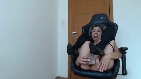 Snapshot of lettywild chatting on 10/09/25, 06:39 Lettywild Queen of Spades online show from 10/09/25, 06:39