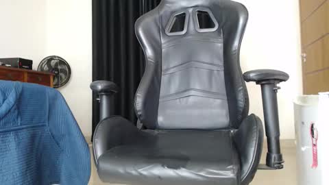 Snapshot of lettywild chatting on 12/03/25, 07:34 Lettywild Queen of Spades online show from 12/03/25, 07:34