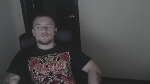 Snapshot of lev1ngston chatting on 12/24/24, 03:37 lev1ngston online show from 12/24/24, 03:37