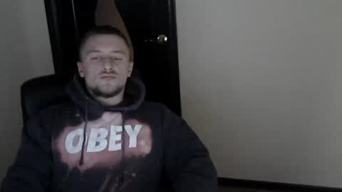 Snapshot of lev1ngston chatting on 12/30/24, 02:53 lev1ngston online show from 12/30/24, 02:53