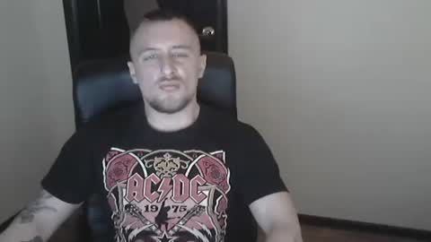 Snapshot of lev1ngston chatting on 01/07/25, 03:44 lev1ngston online show from 01/07/25, 03:44