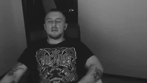 Snapshot of lev1ngston chatting on 01/09/25, 02:01 lev1ngston online show from 01/09/25, 02:01