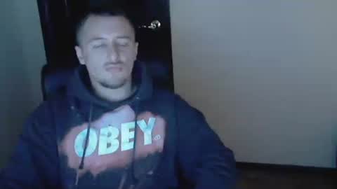 Snapshot of lev1ngston chatting on 01/19/25, 01:44 lev1ngston online show from 01/19/25, 01:44