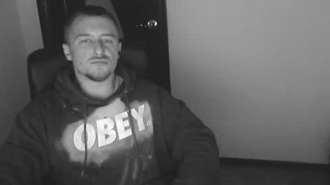 Snapshot of lev1ngston chatting on 01/20/25, 10:07 lev1ngston online show from 01/20/25, 10:07