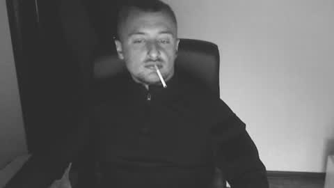 Snapshot of lev1ngston chatting on 09/14/25, 06:29 lev1ngston online show from 09/14/25, 06:29