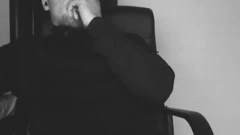 Snapshot of lev1ngston chatting on 09/15/25, 08:31 lev1ngston online show from 09/15/25, 08:31