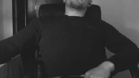 Snapshot of lev1ngston chatting on 09/22/25, 11:23 lev1ngston online show from 09/22/25, 11:23