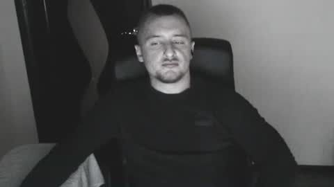 Snapshot of lev1ngston chatting on 10/04/25, 08:40 lev1ngston online show from 10/04/25, 08:40