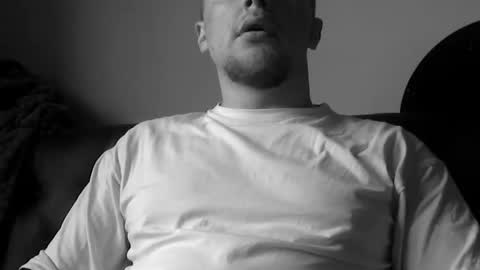 Snapshot of lev1ngston chatting on 12/03/25, 08:56 lev1ngston online show from 12/03/25, 08:56