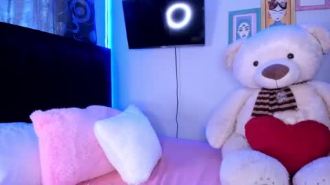 Snapshot of lev_akira chatting on 02/25/25, 07:14 Akira online show from 02/25/25, 07:14