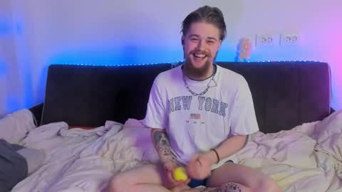 Snapshot of lev_miller chatting on 03/06/26, 02:41 lev_miller online show from 03/06/26, 02:41