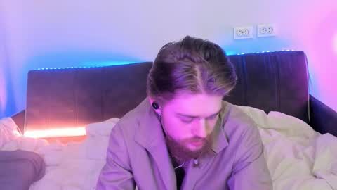 Snapshot of lev_miller chatting on 03/09/26, 02:26 lev_miller online show from 03/09/26, 02:26