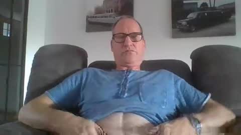 Snapshot of levensgenieters2 chatting on 10/10/25, 11:09 levensgenieters2 online show from 10/10/25, 11:09