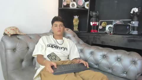 Snapshot of levy_steve chatting on 03/02/25, 10:14 LevySteven online show from 03/02/25, 10:14