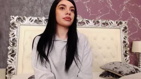 Snapshot of lexi__vicious chatting on 12/21/24, 05:36 lexi__vicious online show from 12/21/24, 05:36
