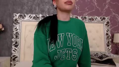 Snapshot of lexi__vicious chatting on 02/17/25, 08:47 lexi__vicious online show from 02/17/25, 08:47