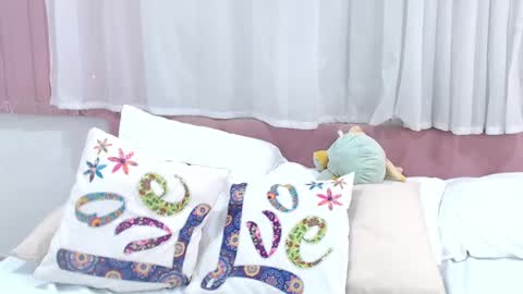 Gabrielle online show from 01/30/25, 05:17