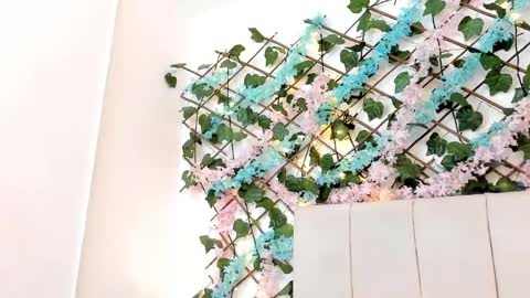 Gabrielle online show from 10/12/25, 10:47