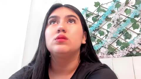 Gabrielle online show from 10/17/25, 10:18