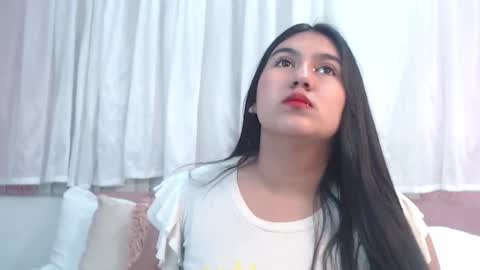 Gabrielle online show from 11/23/25, 10:48