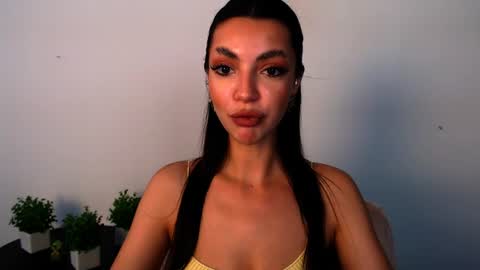 Alexia online show from 06/25/26, 12:20