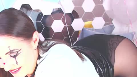 Alexia online show from 01/31/25, 09:05