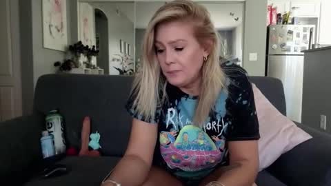 Lexi online show from 09/16/25, 05:25