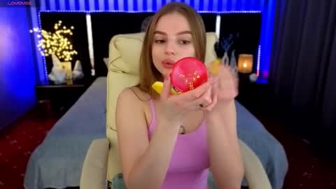 lexi_si online show from 12/15/25, 07:01