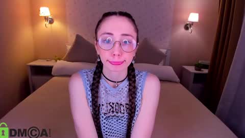 Lexi GTM2 MonWedThurSatSun 1000am-400pm online show from 05/05/26, 01:46