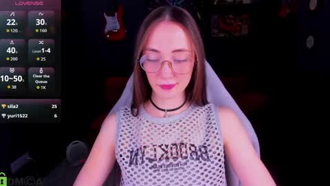Lexi GTM2 MonWedThurSatSun 1000am-400pm online show from 05/09/26, 01:44