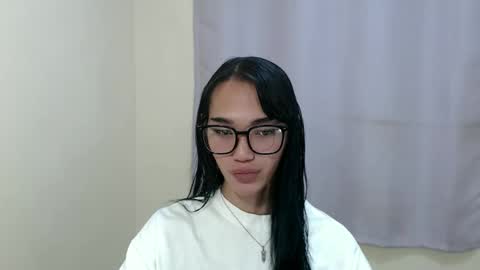 Snapshot of lexibabe_ chatting on 10/08/25, 04:37 lexibabe_ online show from 10/08/25, 04:37