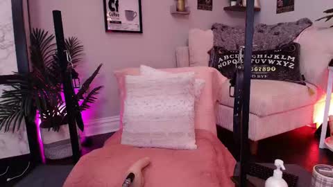 Snapshot of lexibby69 chatting on 10/05/25, 02:26 Lexi Smith online show from 10/05/25, 02:26