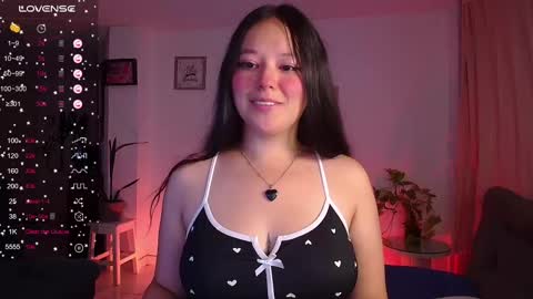 Snapshot of lexie_babe chatting on 02/10/25, 03:03 Lexie Thompson   8pm  0000am -5 online show from 02/10/25, 03:03