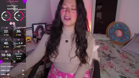 Lexie Thompson   8pm  0000am -5 online show from 11/01/25, 11:18