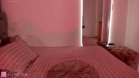 Snapshot of lexie_red chatting on 12/20/25, 11:23 LEXIE online show from 12/20/25, 11:23