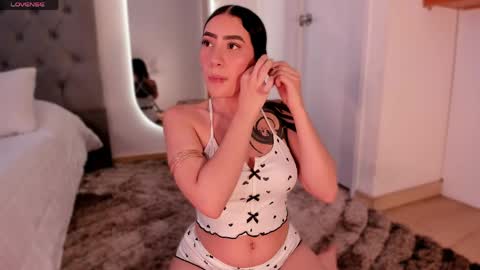 Snapshot of lexie_red chatting on 03/31/26, 09:04 LEXIE online show from 03/31/26, 09:04