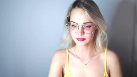 Lexie online show from 01/14/25, 01:15