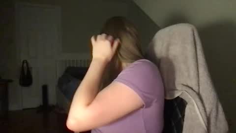 Snapshot of lexielilacs chatting on 02/02/25, 01:45 lexie online show from 02/02/25, 01:45