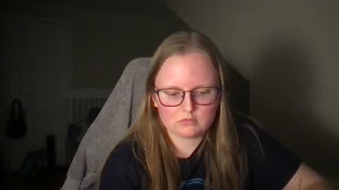 Snapshot of lexielilacs chatting on 02/19/25, 11:57 lexie online show from 02/19/25, 11:57