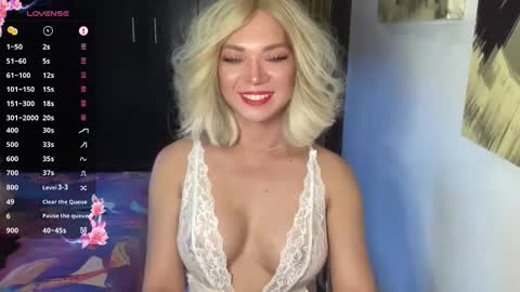 lexiesmith_ online show from 09/18/25, 01:18