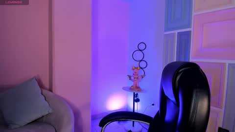 Lexie  online show from 10/15/25, 07:47