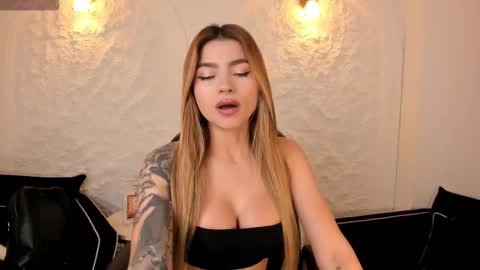 Lexie  online show from 02/03/26, 07:19