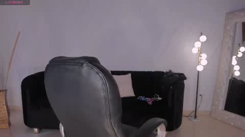 Lexie  online show from 06/15/26, 09:17