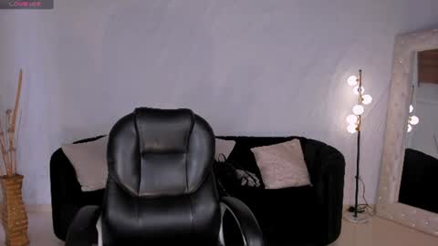 Lexie  online show from 06/19/26, 06:01