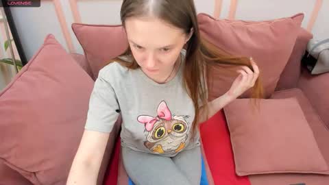 Snapshot of lexihoward chatting on 09/26/25, 06:39 Lexi online show from 09/26/25, 06:39
