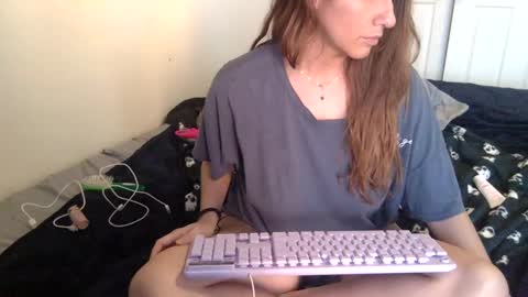 Alexia L. online show from 02/01/25, 10:34