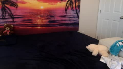 Alexia L. online show from 09/17/25, 05:03