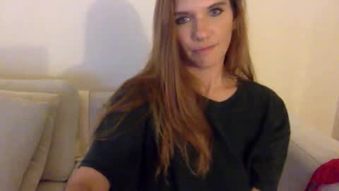 Alexia L. online show from 11/08/25, 06:02
