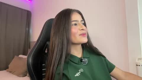 Snapshot of lexiiegray2 chatting on 07/10/26, 03:03 Alexa online show from 07/10/26, 03:03